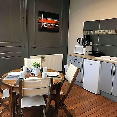 The Nest Aparthotel 4*