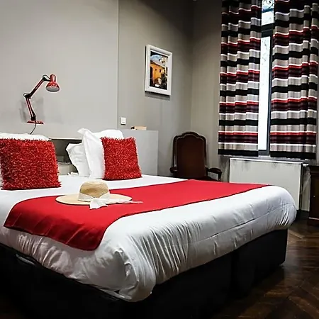 The Nest Aparthotel 4*