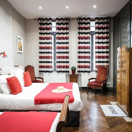 Apartahotel The Nest 4*