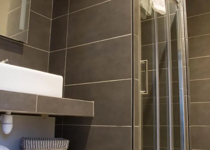 Lägenhetshotell The Nest 4*