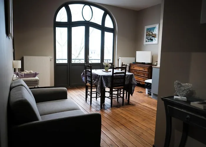 Lägenhetshotell The Nest 4*